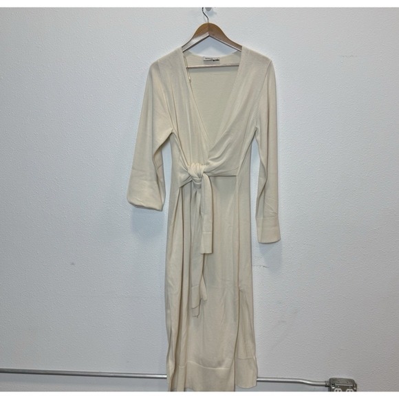 Sold - Picture 4 of 7